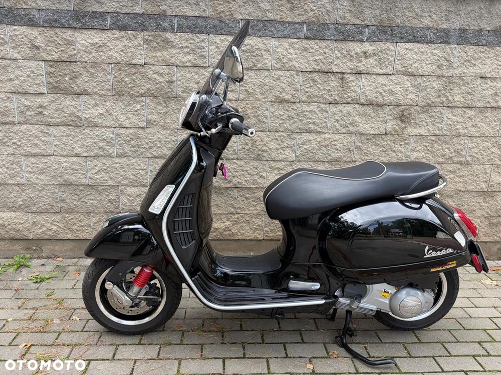 Vespa GTS - 4