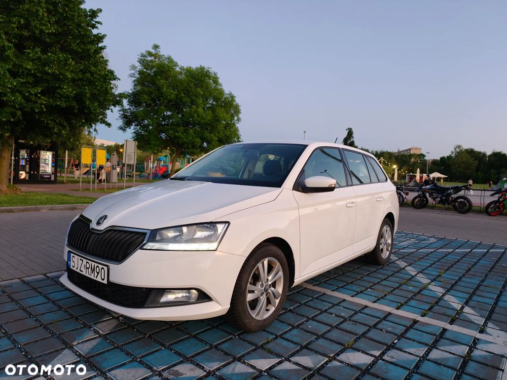 Skoda Fabia 1.0 TSI Ambition - 4