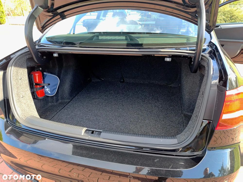 Volkswagen Jetta 2.0 TDI DPF BMT Comfortline - 16