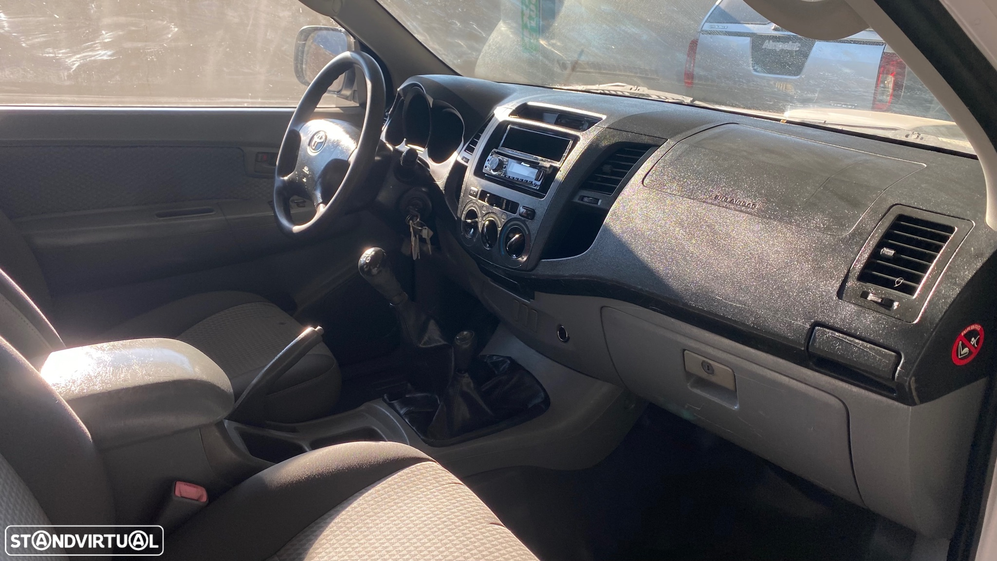 Toyota Hilux 2.5 D-4D 4WD CE - 13