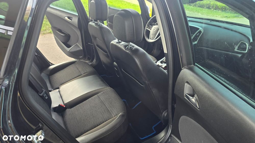 Opel Astra 1.7 CDTI DPF ENERGY - 22