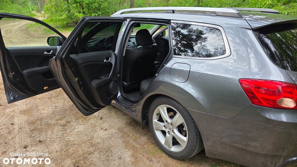 Honda Accord 2.0 Lifestyle - 23