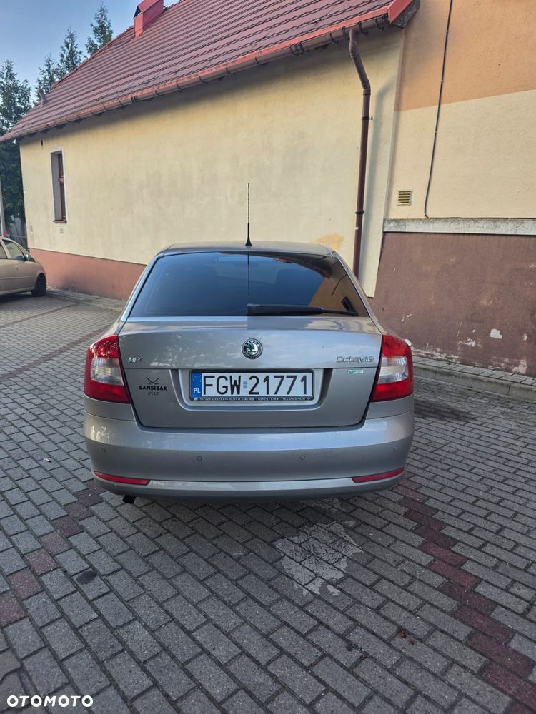 Skoda Octavia 1.6 - 3