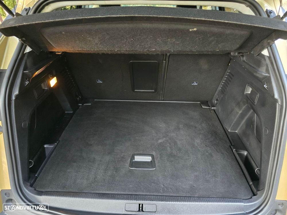 Peugeot 3008 1.2 PureTech Allure - 26