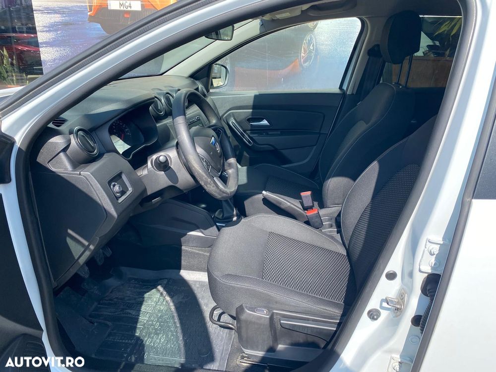 Dacia Duster 1.5 Blue dCi 4WD Comfort - 12