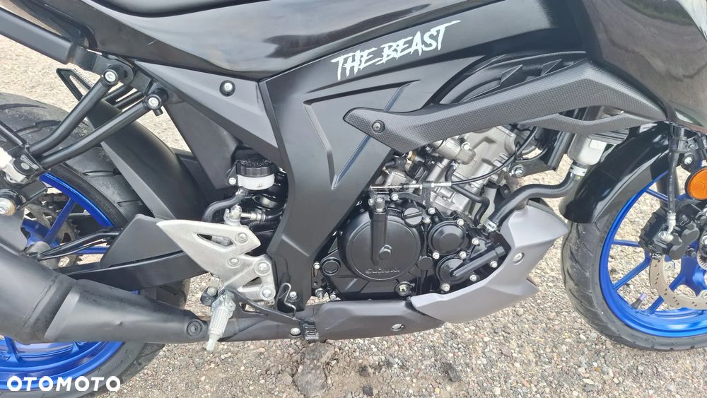 Suzuki GSX - 5