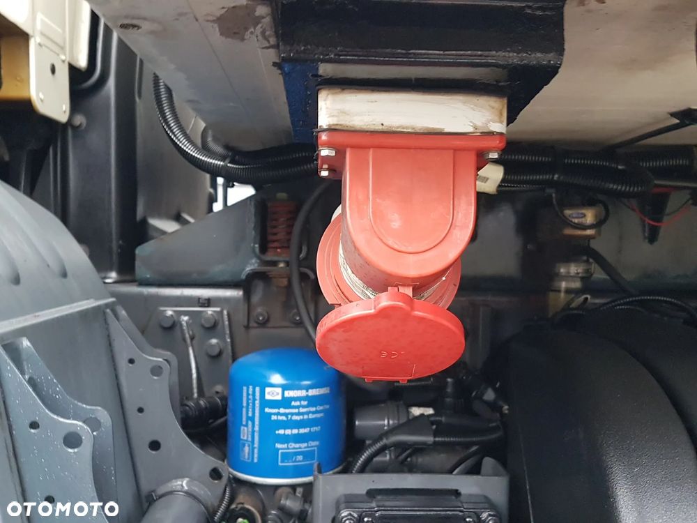 DAF LF 45.180 WINDA CHŁODNIA 15EP 6,20x2,45x2,19 KLIMA - 9