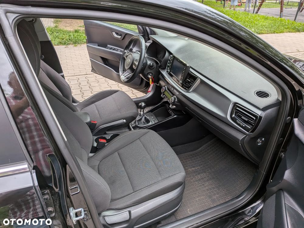 Kia Rio 1.2 Business Line - 22