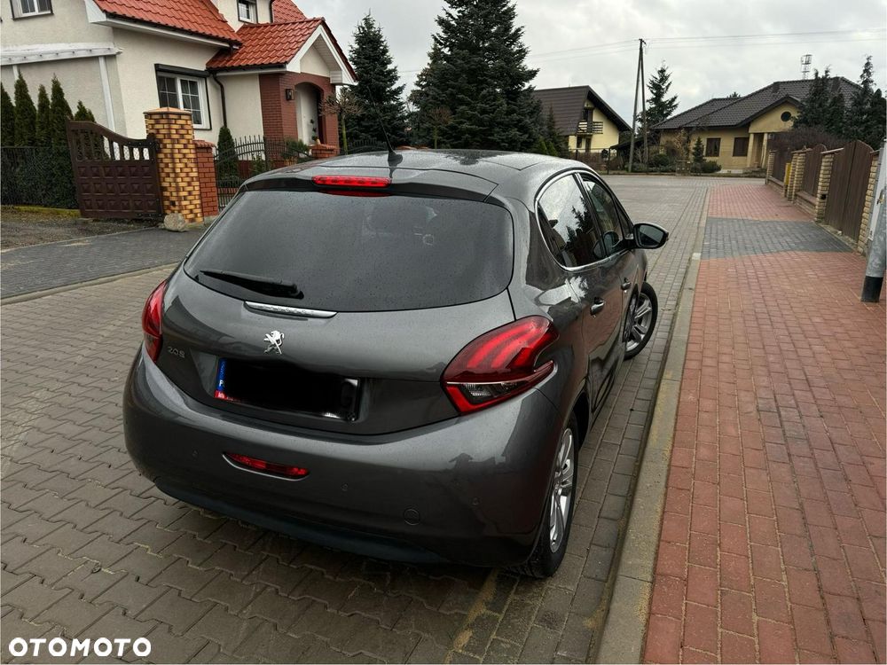 Peugeot 208 PureTech 82 Start & Stop Allure - 3