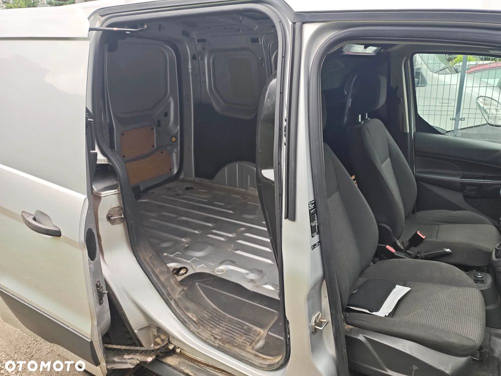 Ford Transit Connect - 16