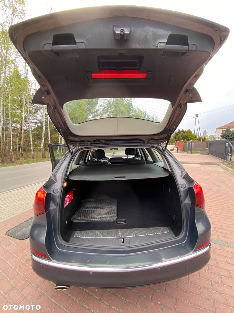 Opel Astra 1.4 Turbo - 11