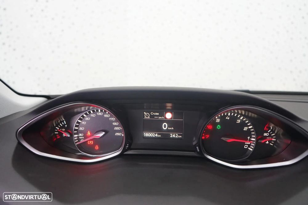 Peugeot 308 SW 1.2 PureTech Business Line - 24