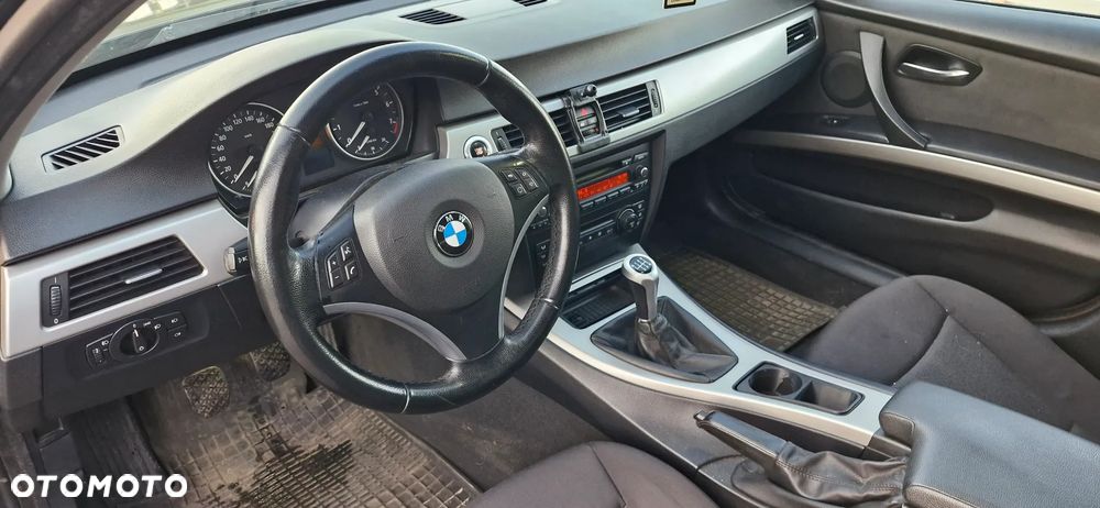 BMW Seria 3 - 16