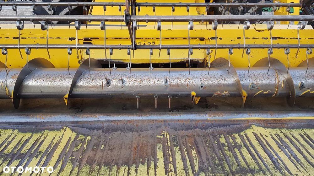 New Holland TX 66 2001R - 19