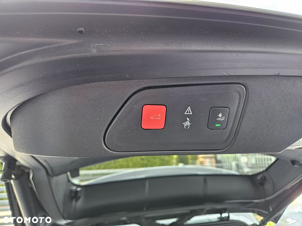 Peugeot 3008 BlueHDi 130 Stop & Start Allure Business-Paket - 27