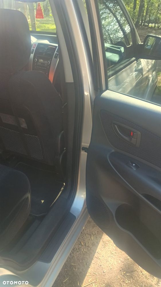 Hyundai Tucson 2.0 2WD Team 08 - 6