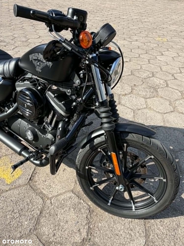 Harley-Davidson Sportster Iron 883 - 15