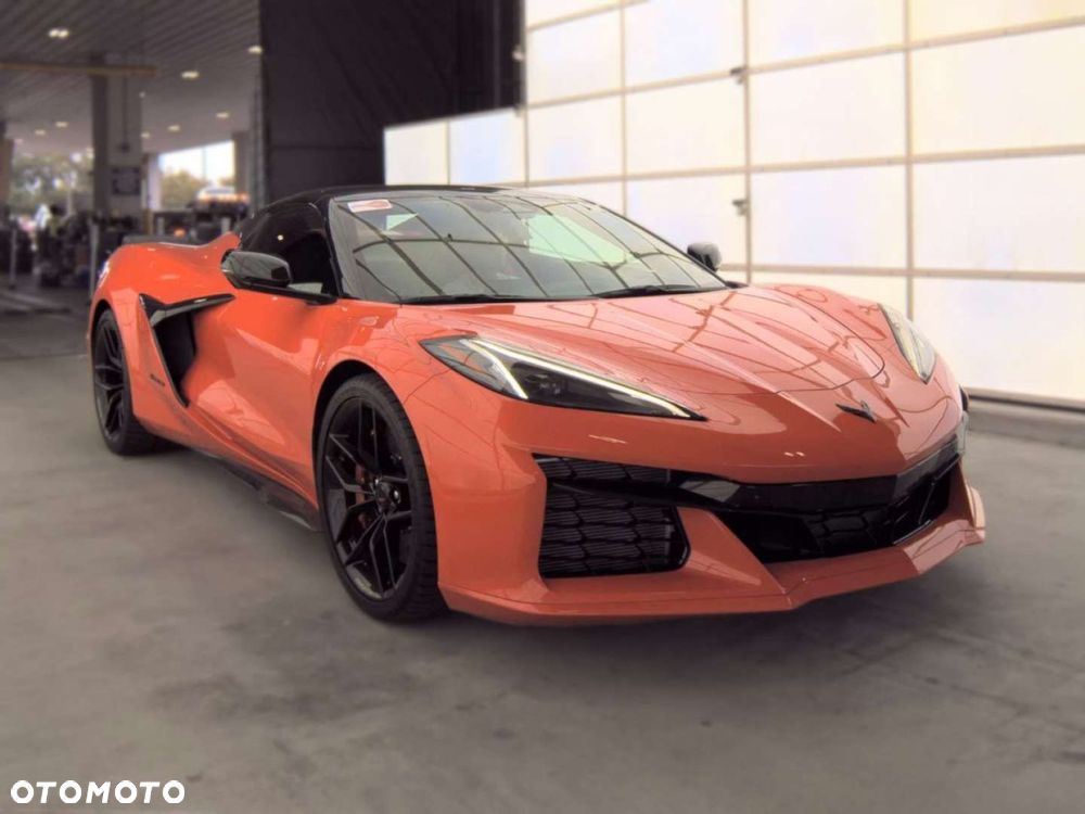 Chevrolet Corvette - 5