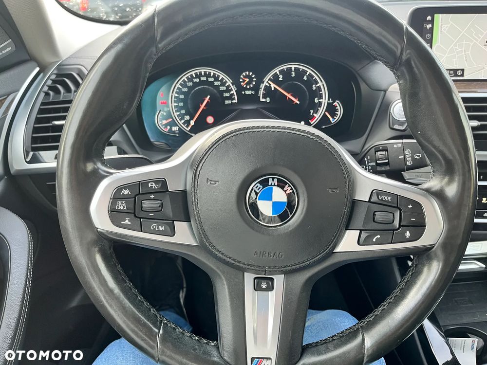 BMW X3 xDrive30i GPF Luxury Line - 11