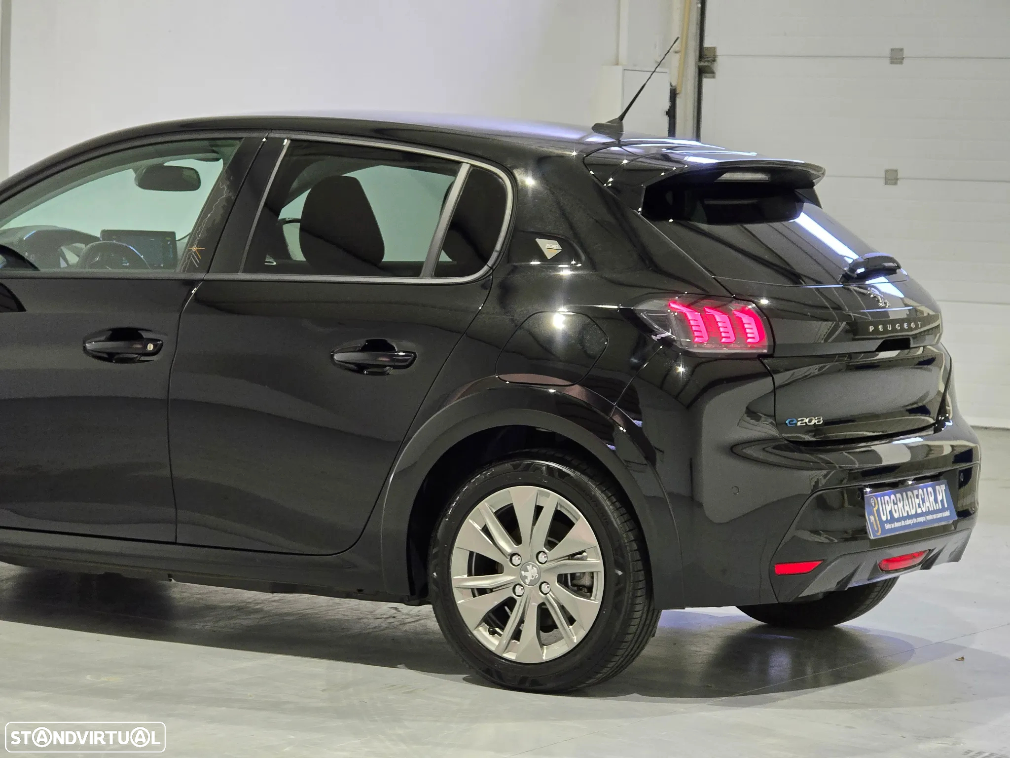 Peugeot e-208 50 kWh Allure - 19