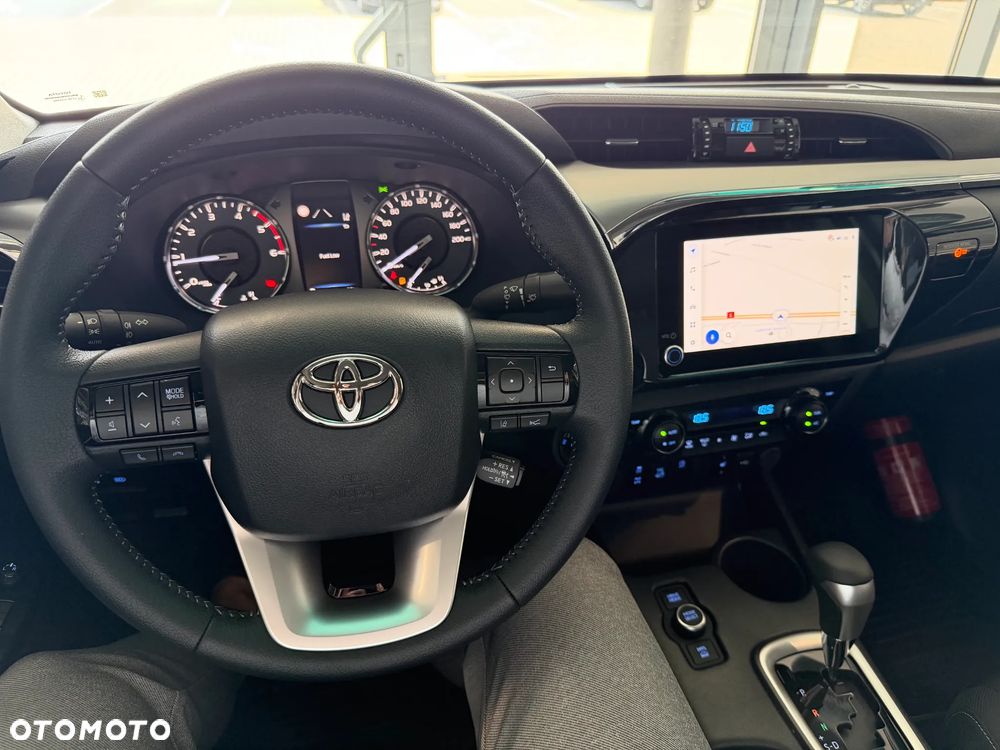 Toyota Hilux - 4