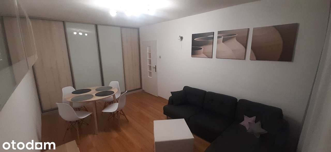 2 pokoje / 41 m 2 / do remontu / blisko Metra