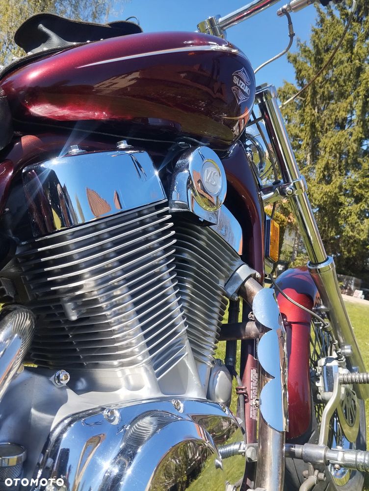 Suzuki Intruder - 4