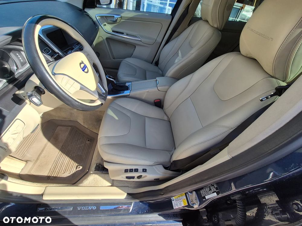 Volvo XC 60 - 24