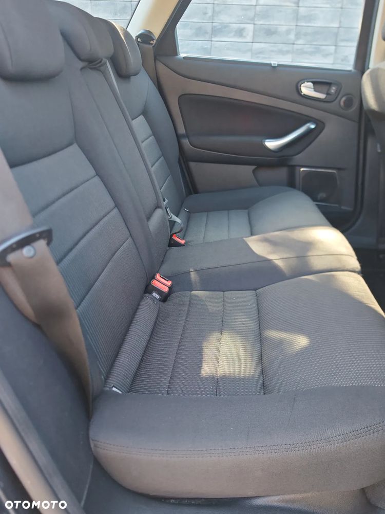 Ford Mondeo Turnier 2.5 Titanium - 22