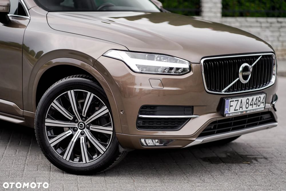 Volvo XC 90 D5 AWD Momentum 7os - 10