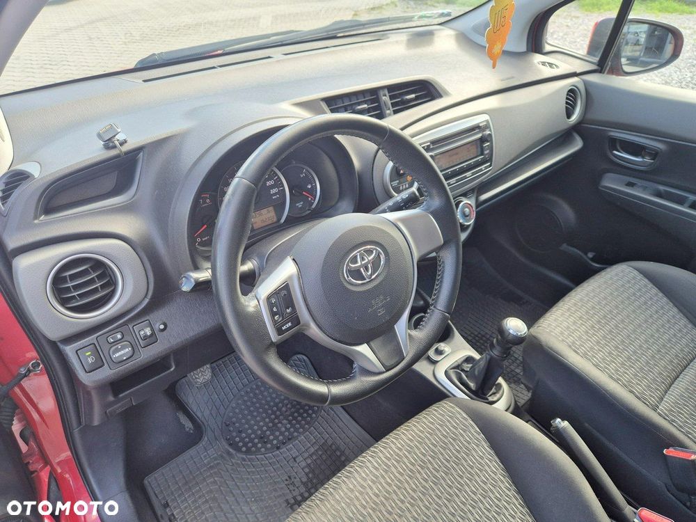 Toyota Yaris 1.0 Luna - 12