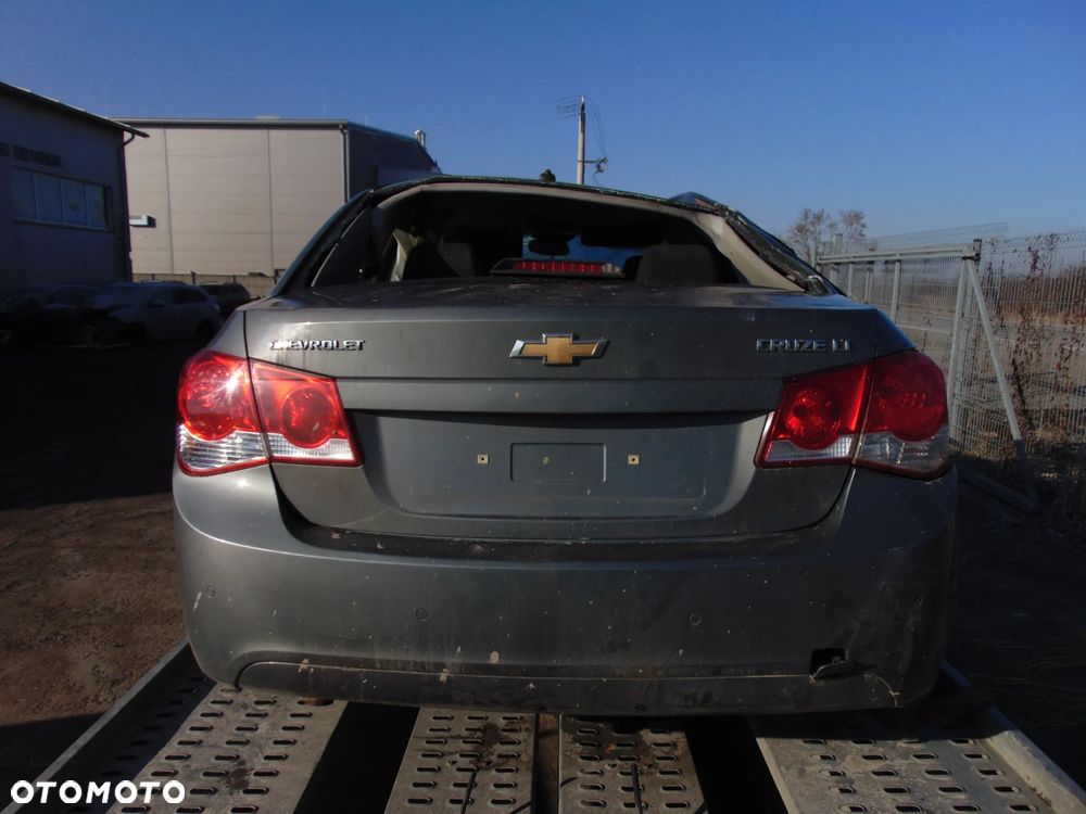 KLAPA TYŁ TYLNA CHEVROLET CRUZE SEDAN GCV - 1