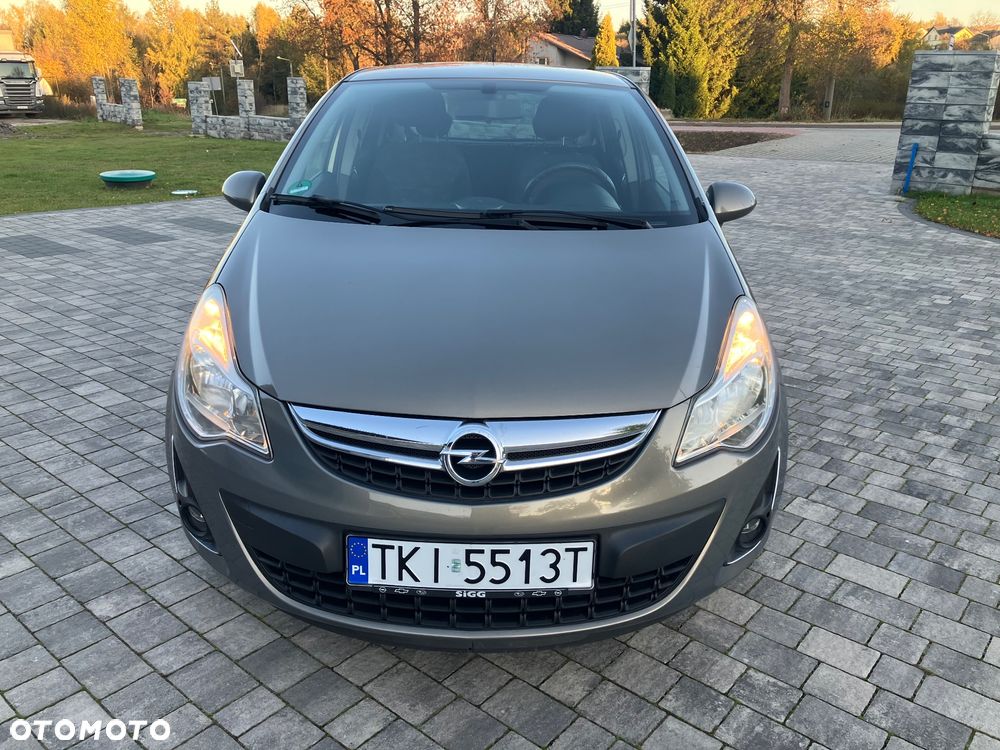 Opel Corsa 1.4 16V Active - 2