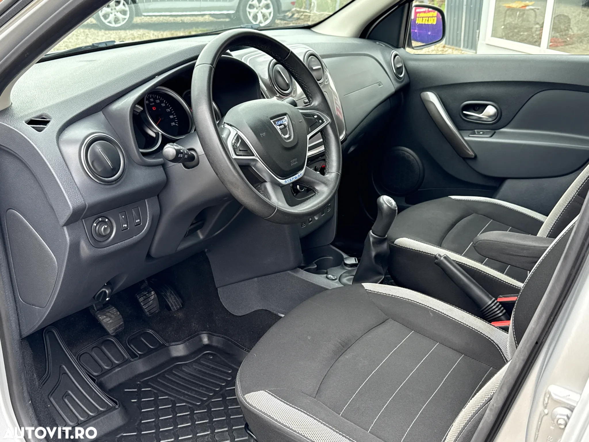 Dacia Sandero 0.9 Stepway - 21