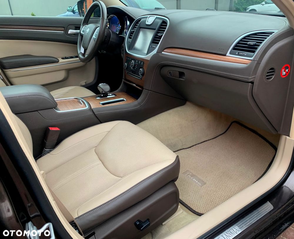 Lancia Thema 3.6 V6 VVT 24V Automatik Executive - 17