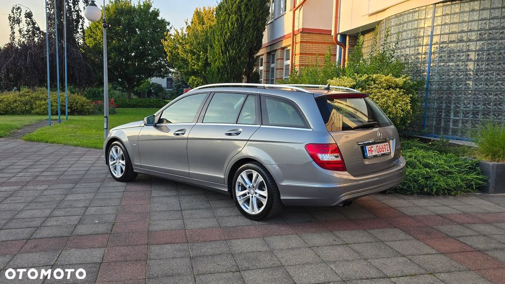 Mercedes-Benz Klasa C 180 BlueEFFICIENCY Avantgarde - 37