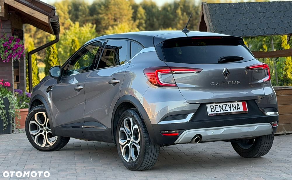 Renault Captur 1.3 TCe mHEV Intens EDC - 24