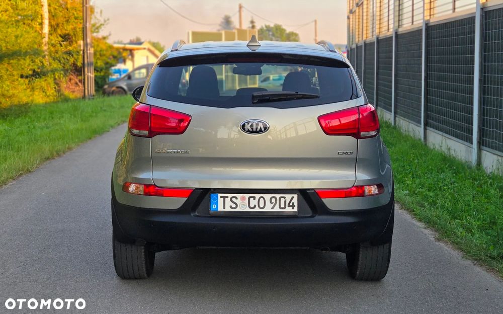 Kia Sportage 2.0 CRDI XL - 10