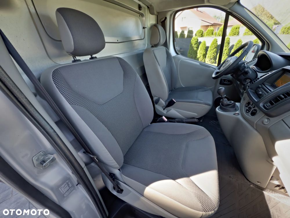 Opel Vivaro - 21