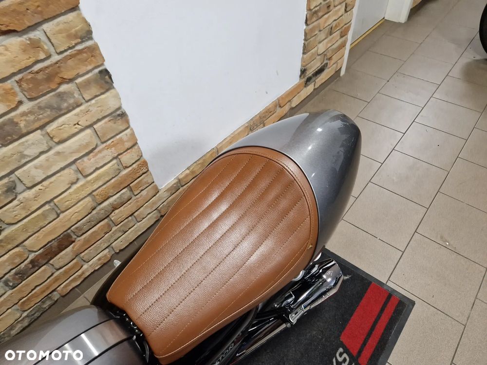 Triumph Thruxton - 20