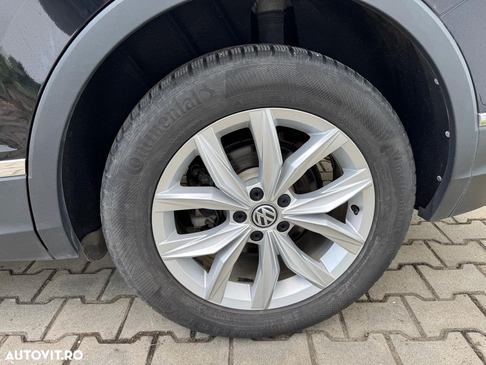 Volkswagen Tiguan - 23