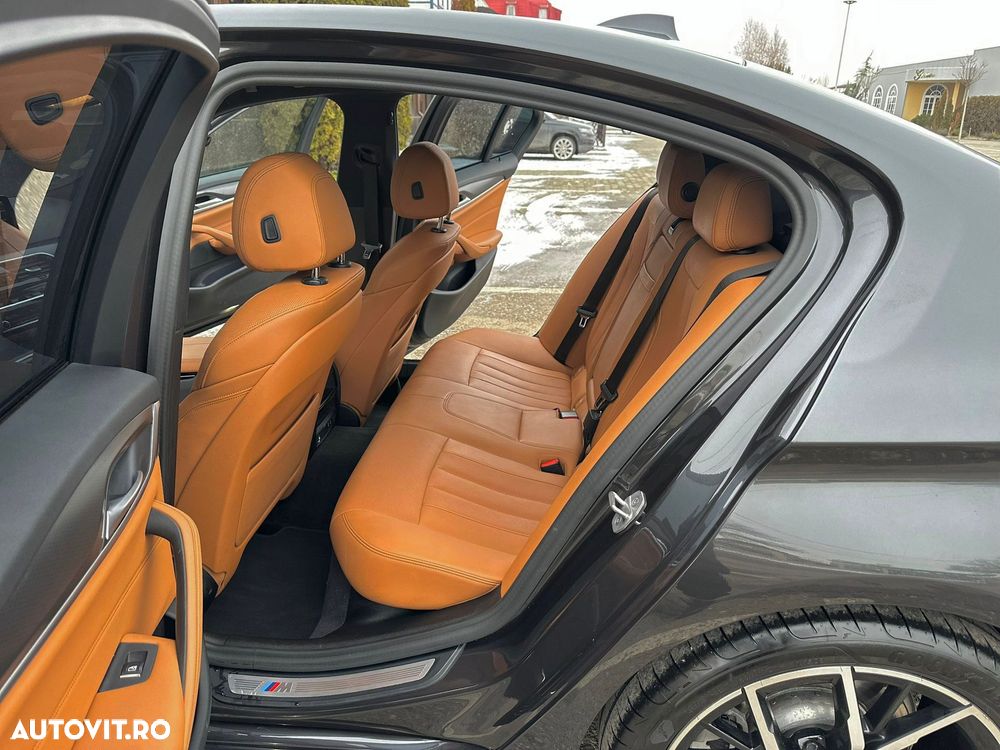 BMW Seria 5 518d AT MHEV - 12