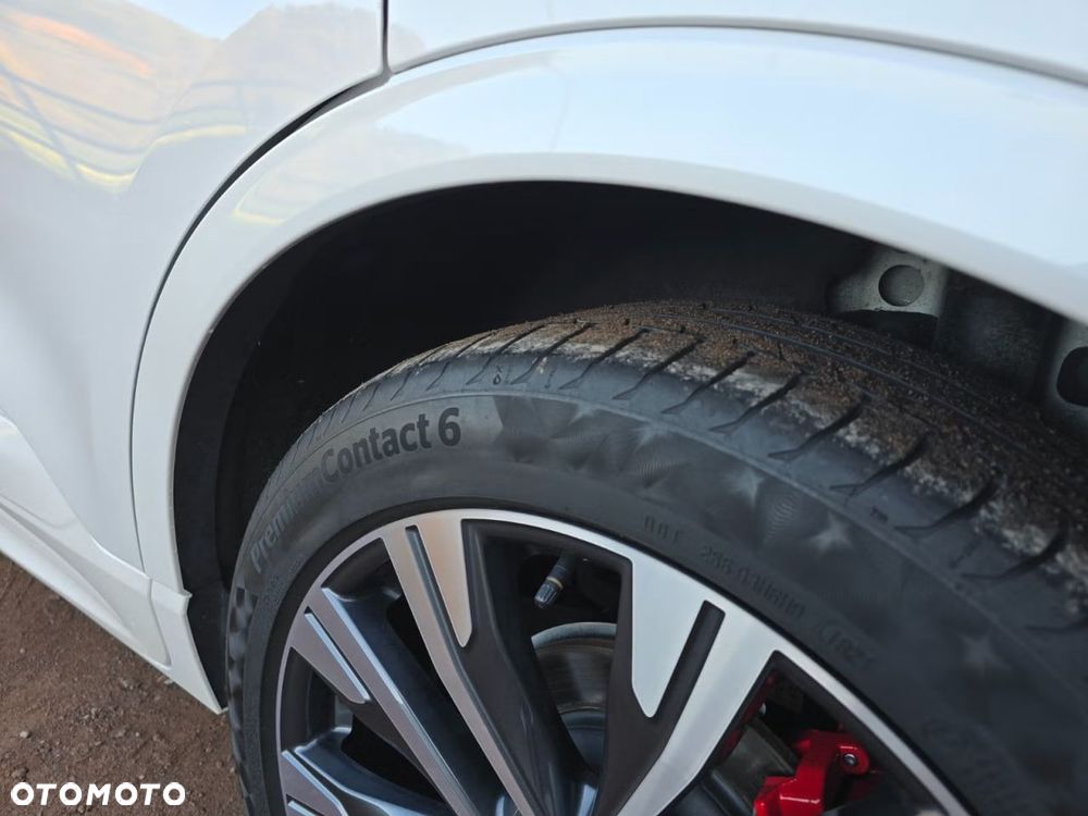 Ford Kuga 2.5 Duratec FHEV 4x4 ST-LINE - 18