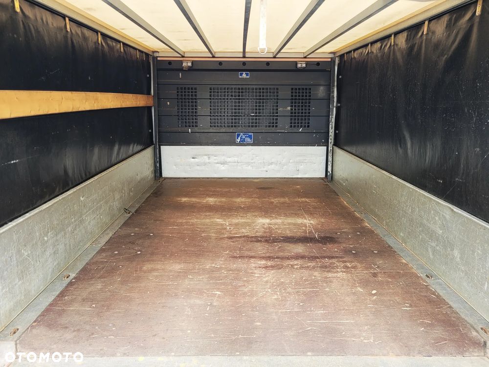 Opel Movano - 37