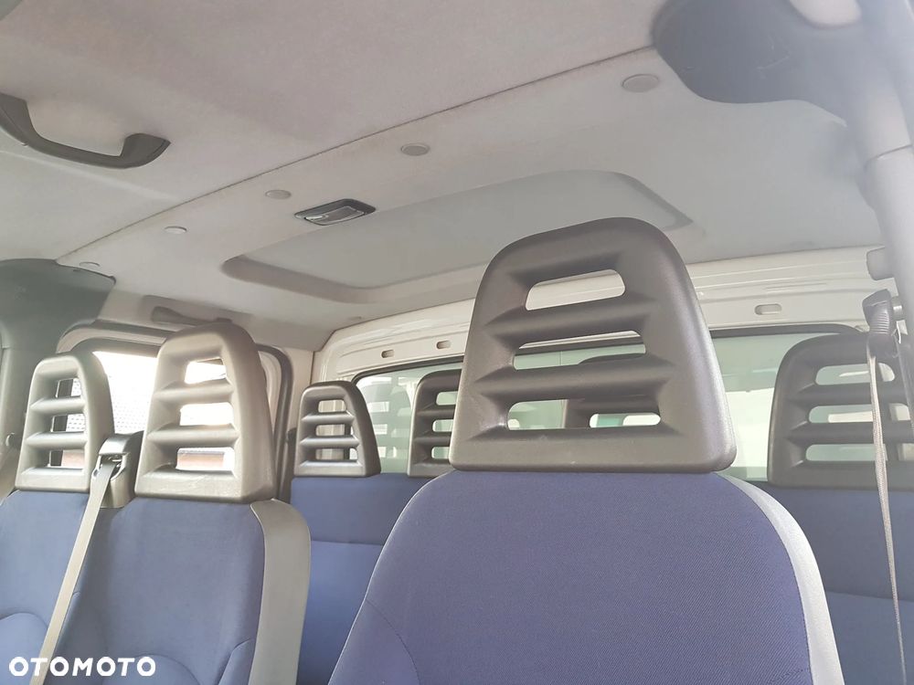 Iveco 35C15 Salon Polska, 7 osobowy + kontener - 22