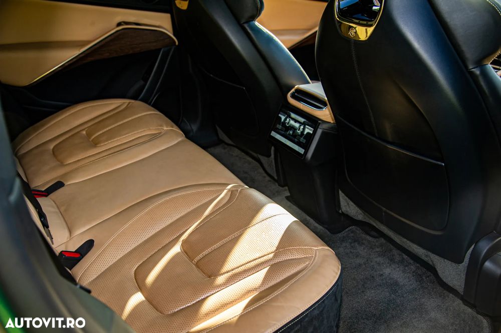 Lotus Eletre - 20