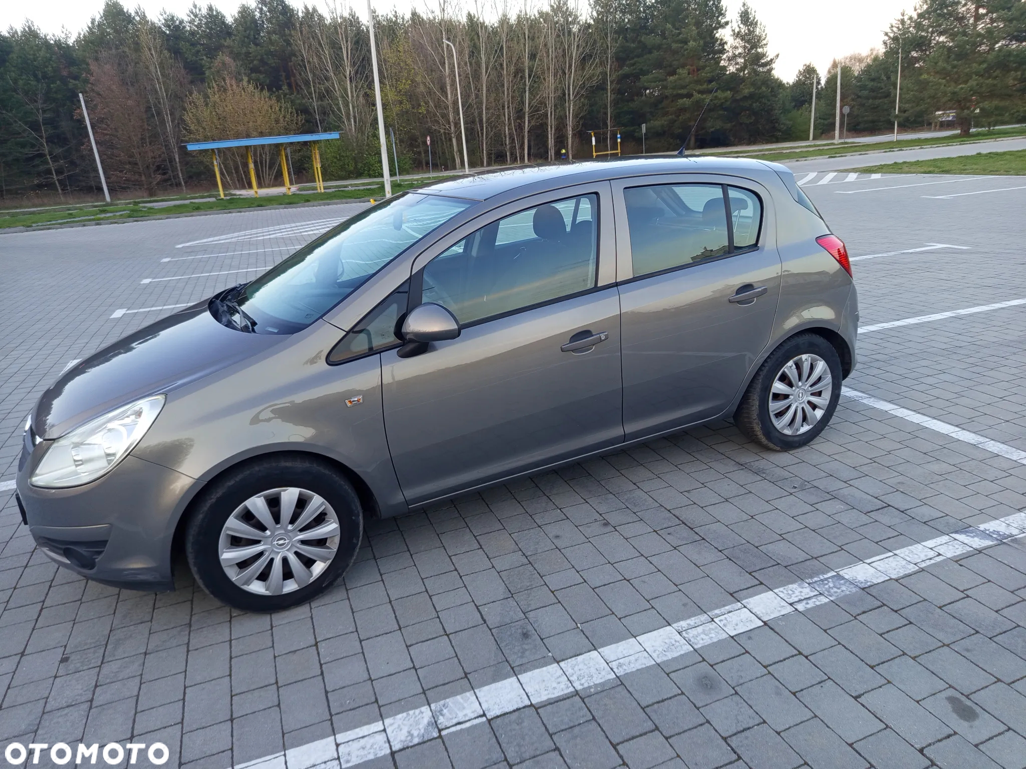 Opel Corsa 1.2 16V - 8