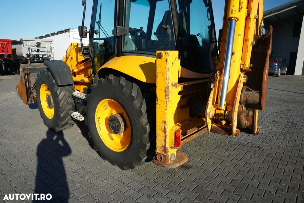 JCB 4CX / BULDOEXCAVATOR / 6.200 ORE / DIRECȚIE PE TOATE ROȚILE / - 17