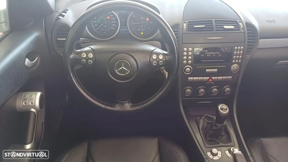 Mercedes-Benz SLK 200 - 16