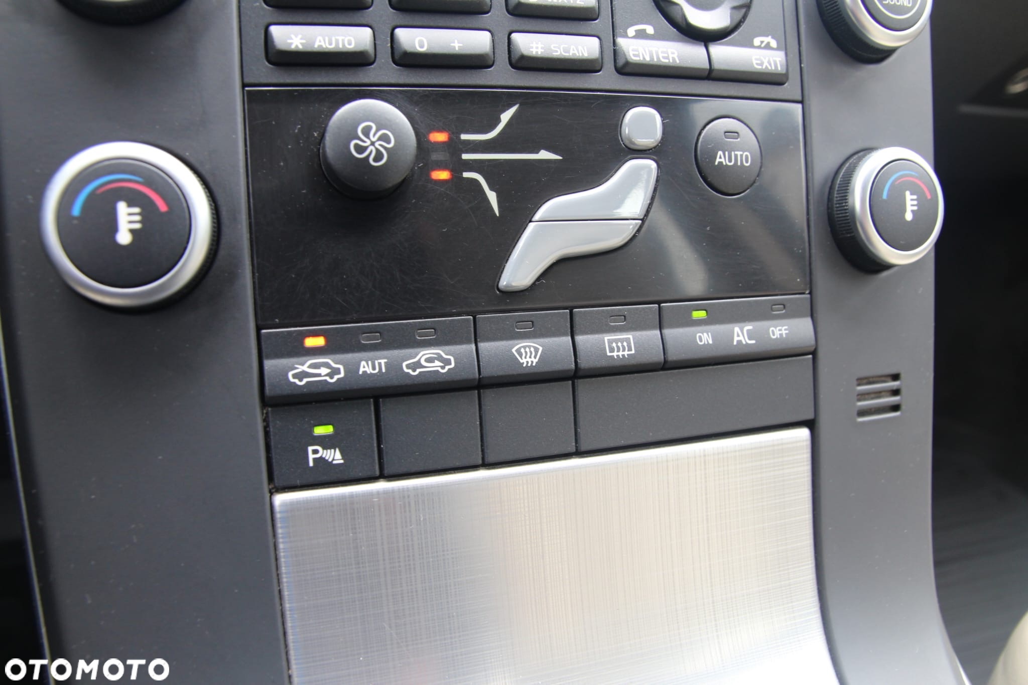 Volvo V70 1.6D DRIVe Momentum - 20